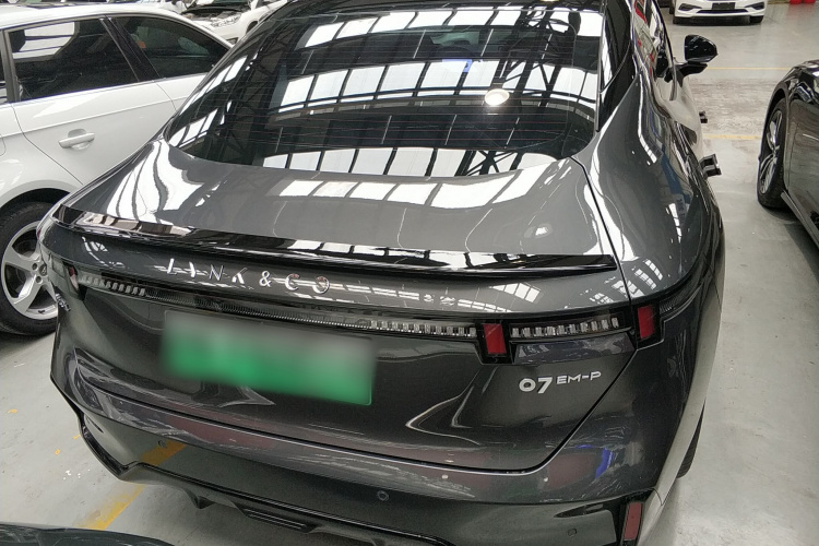 领克07 2024款 EM-P 126长续航 Halo车身外观6
