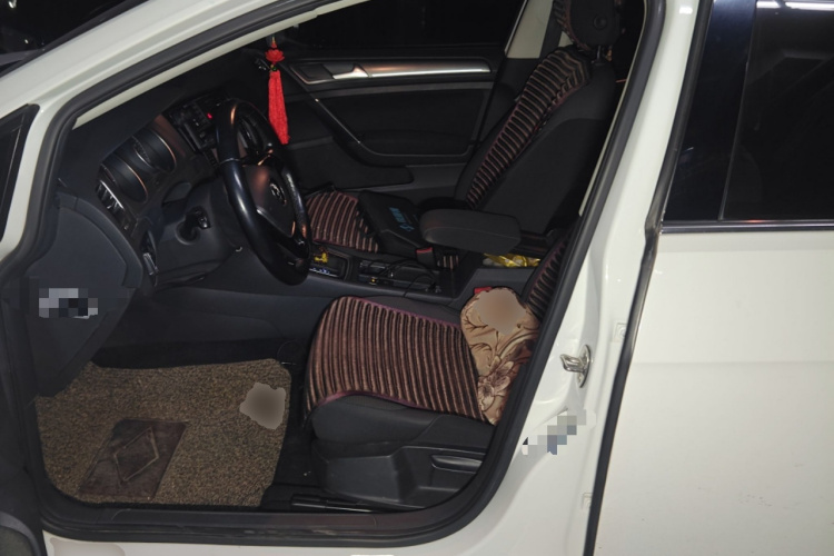 大众 高尔夫 2015款 1.6L 自动舒适型中控内饰19