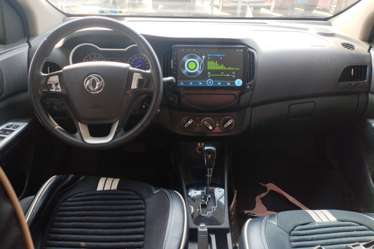 东风风神AX3 2016款 1.5L 自动尚酷型中控内饰12