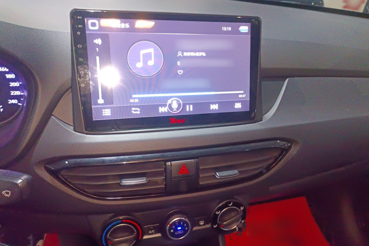 现代 悦动 2018款 1.6L 自动悦目版GL 国VI局部细节16