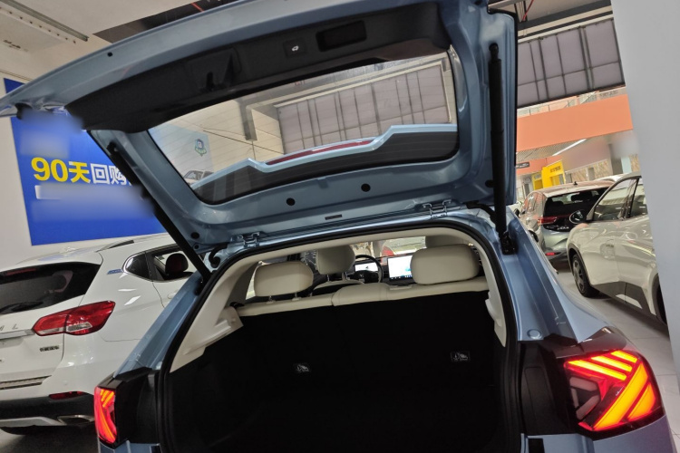 ARCFOX极狐 极狐T1 2025款 425 PLUS机舱底盘23