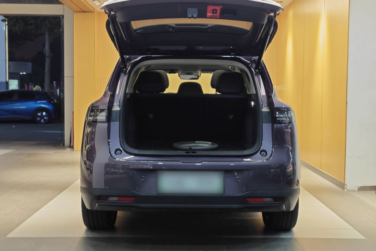 零跑汽车 零跑B10 2025款 510悦享版车身外观6008