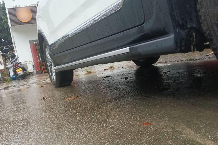 凯翼X5 2017款 1.5T CVT旗舰型机舱底盘29