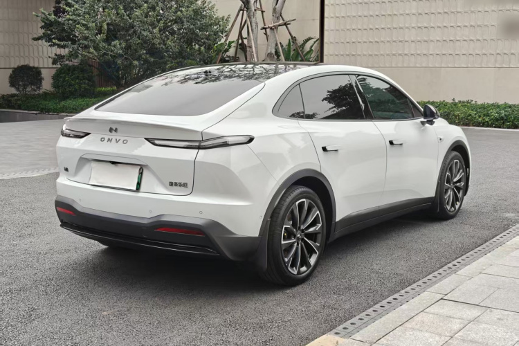 乐道L60 2024款 60kWh 后驱版车身外观7