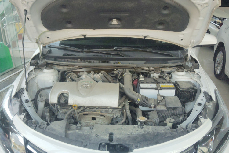 丰田 威驰 2022款 1.5L 20周年纪念版局部细节24