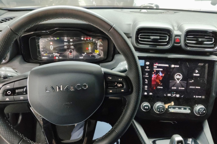 领克02 2021款 2.0TD 自动两驱劲 冠军版中控内饰13