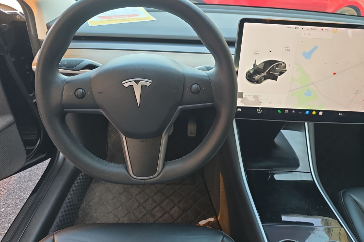 特斯拉 Model 3 2020款 改款 标准续航后驱升级版中控内饰13