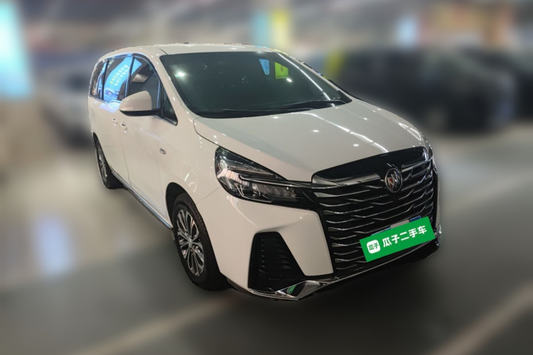 别克GL8 2023款 陆上公务舱 智享型车身外观3