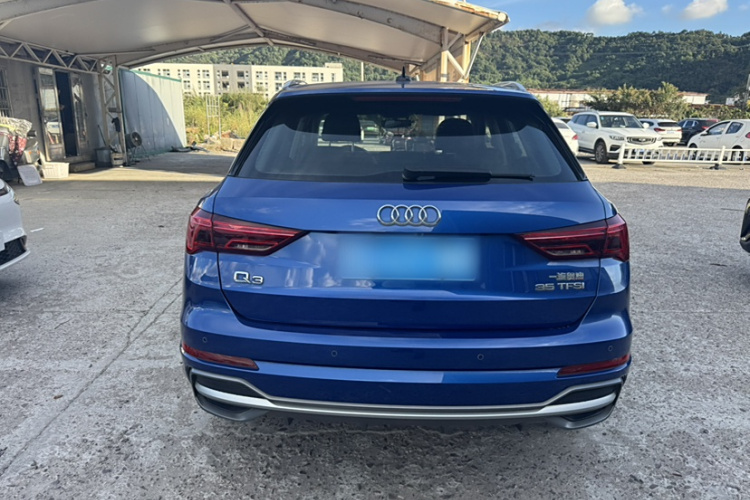 奥迪Q3 2019款 35 TFSI 进取动感型车身外观6004