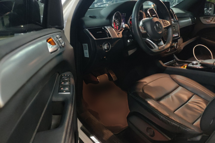 奔驰GLE AMG 2017款 AMG GLE 43 4MATIC局部细节19