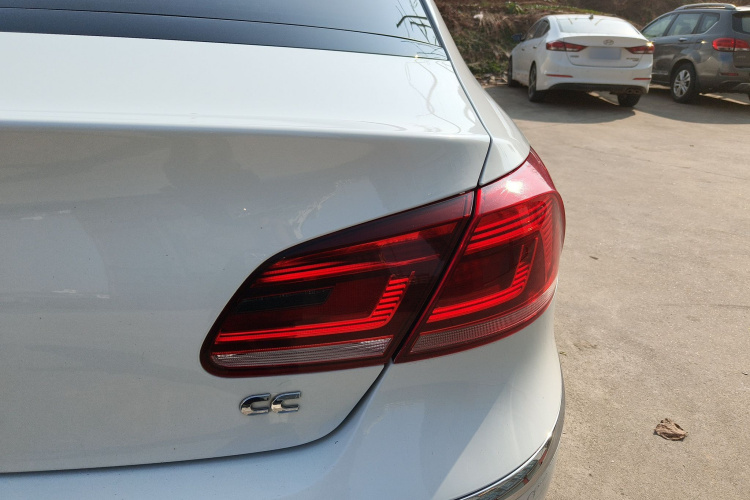 一汽-大众CC 2018款 1.8TSI 豪华型车身外观9