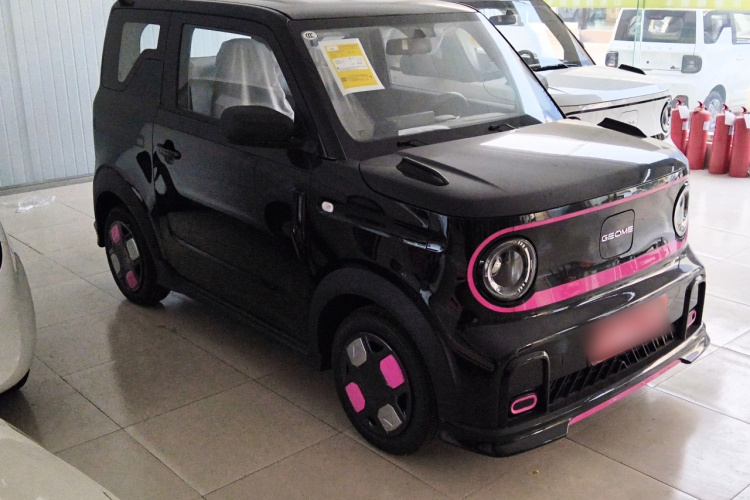 吉利银河 2025款 210km 熊猫卡丁车身外观6002