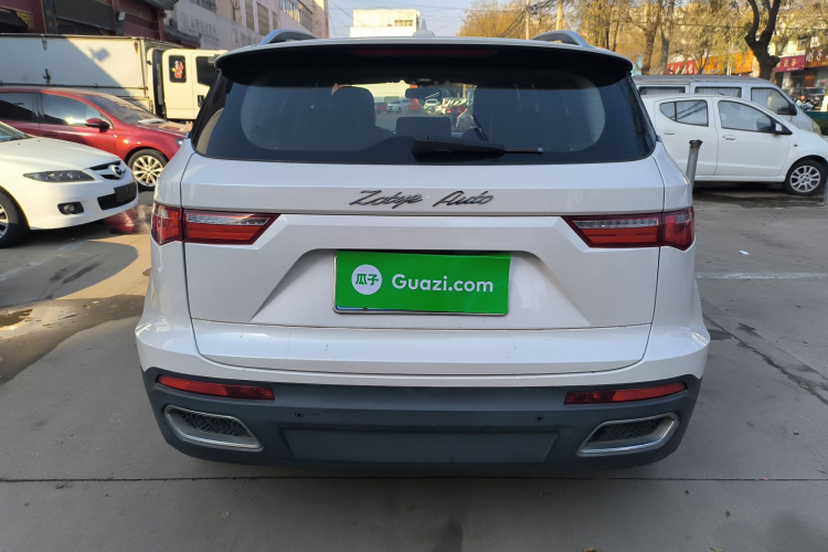 众泰T700 2017款 1.8T 双离合尊享型车身外观6