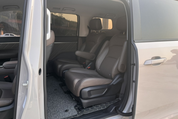 五菱汽车 星光730新能源 2025款 纯电 500km 豪华型中控内饰7004