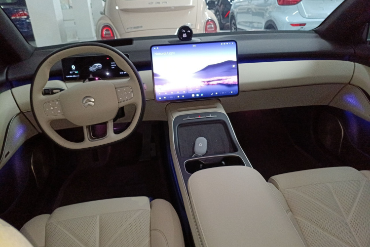 蔚来ET5T 2025款 75kWh Touring中控内饰7002