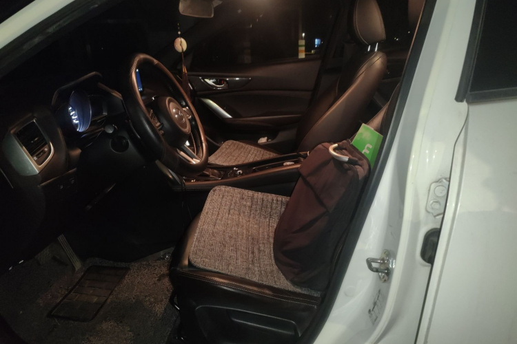 马自达CX-4 2016款 2.0L 自动两驱蓝天品位版中控内饰19