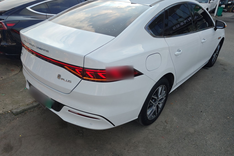 比亚迪 秦PLUS 2021款 EV 500KM 豪华型车身外观6005