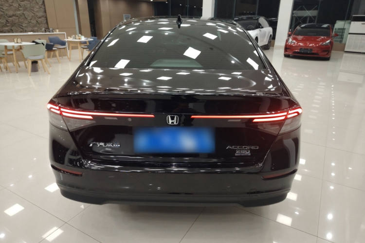 本田 雅阁 2024款 260TURBO 豪华版车身外观6