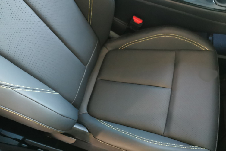 东风风行 风行雷霆 2024款 410+局部细节41