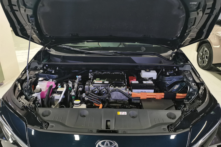 一汽丰田bZ4X 2022款 四驱高性能PRO版机舱底盘24