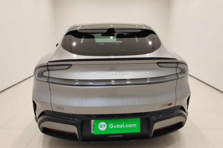 小米汽车 小米YU7 2025款 超长续航高性能四驱Max版车身外观6