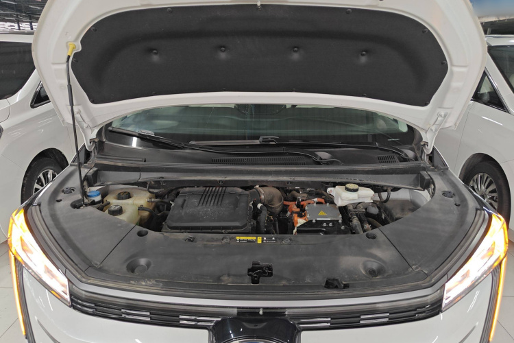 广汽传祺 传祺E9 2023款 E9 MAX机舱底盘24