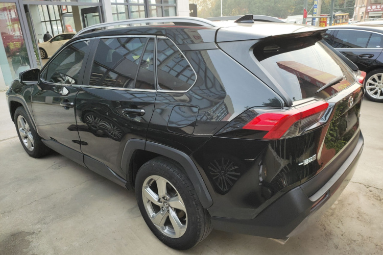 丰田 RAV4荣放 2022款 2.0L CVT两驱风尚Plus版车身外观4