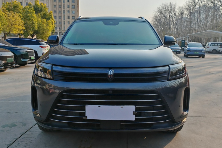 鸿蒙智行 问界M7 2024款 1.5T 后驱Plus版 5座车身外观6005