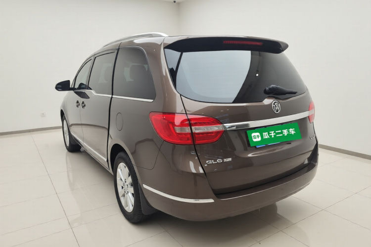 别克GL8 2017款 25S 尊贵型 国V车身外观5