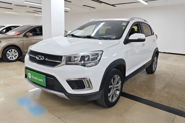 奇瑞 瑞虎3X 2017款 1.5L 手动时尚版车身外观1