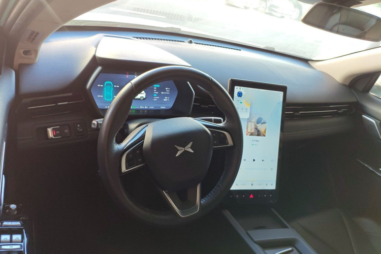 小鹏G3 2022款 G3i 460N+中控内饰12