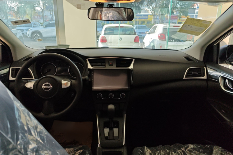 日产 轩逸 2024款 改款三 经典 1.6XE CVT舒适版中控内饰7003