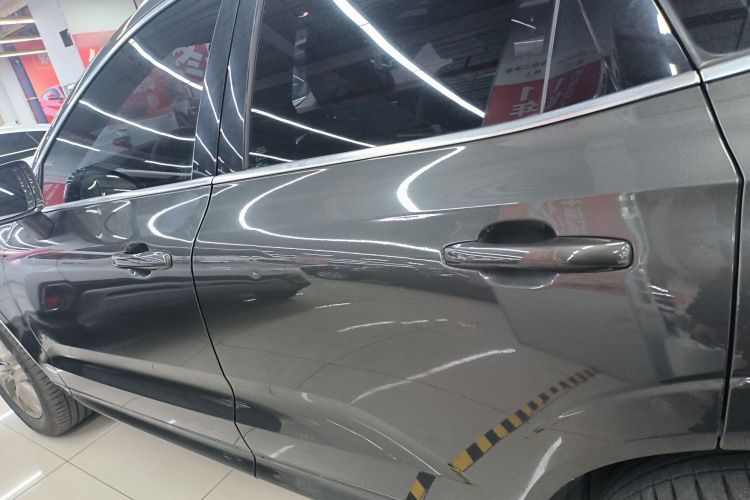 沃尔沃XC60 2018款 T5 四驱智逸版车身外观4