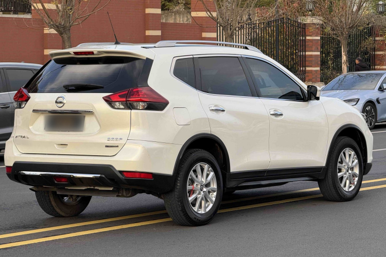 日产 奇骏 2020款 2.0L XL Premium CVT 2WD智联尊享版车身外观6004