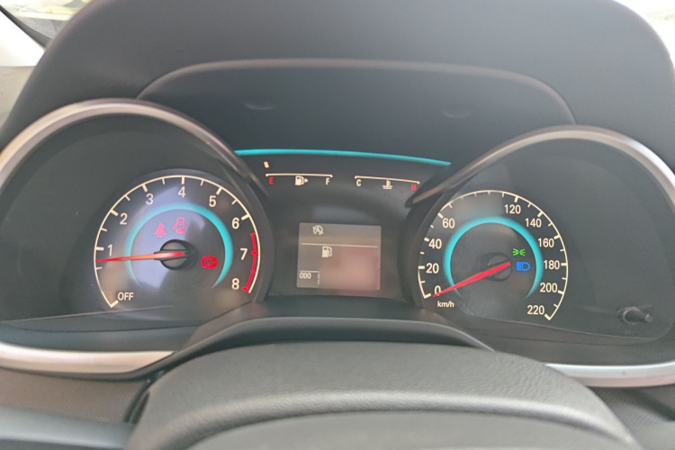 雪佛兰 科沃兹 2018款 320 手动欣悦版局部细节14