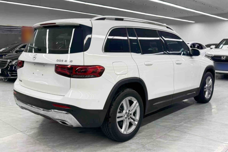 奔驰GLB 2023款 GLB 200 时尚型车身外观6003