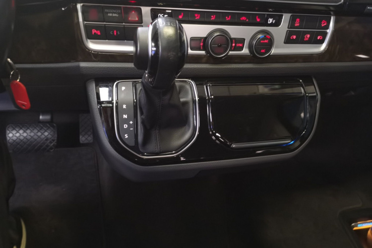 大众 迈特威 2019款 2.0TSI 四驱尊享版 7座局部细节18