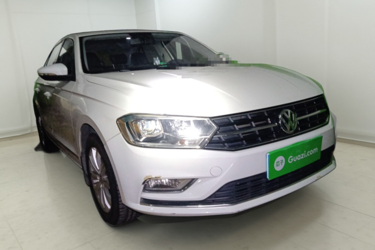 大众 宝来 2016款 1.6L 自动舒适型车身外观3