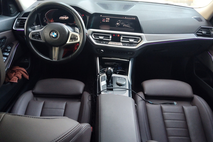 宝马3系 2020款 改款 325Li M运动曜夜套装中控内饰7002