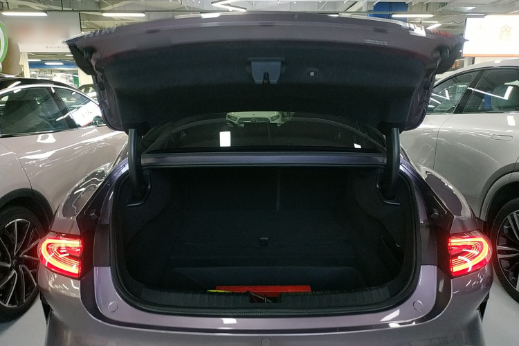 小米汽车 小米SU7 2024款 四驱超长续航高阶智驾Max版机舱底盘23