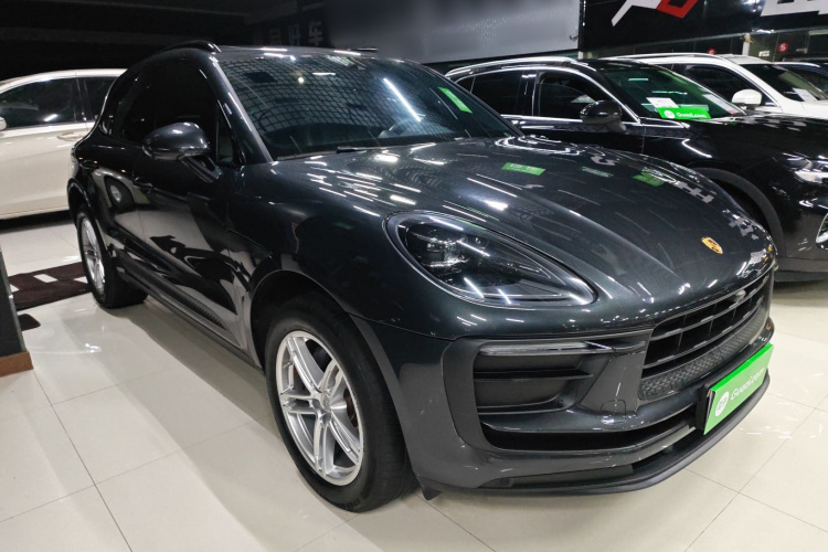保时捷 2024款 Macan 2.0T车身外观3