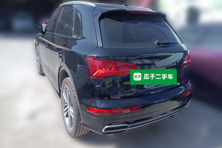 奥迪Q5L 2020款 改款 40 TFSI 荣享时尚型车身外观5