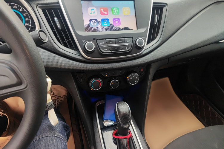 雪佛兰 科沃兹 2019款 320 自动欣享天窗版局部细节16