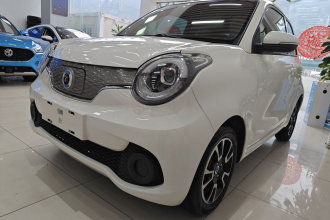 华晨新日i03A 2022款 网约定制版