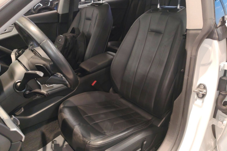 奥迪A5 2017款 Sportback 45 TFSI 时尚型中控内饰19