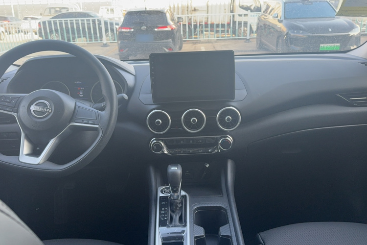 日产 轩逸 2026款 1.6L CVT省心版中控内饰7003