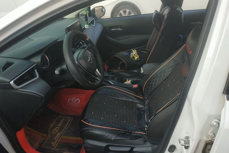 丰田 卡罗拉 2021款 TNGA 1.5L CVT先锋版中控内饰19