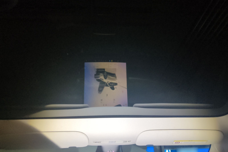 特斯拉 Model Y 2022款 长续航全轮驱动版局部细节22