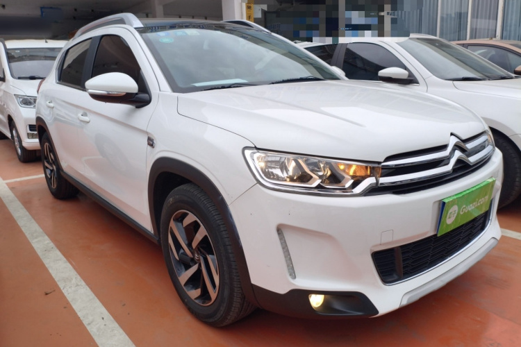 雪铁龙C3-XR 2015款 1.6L 自动先锋型车身外观6002