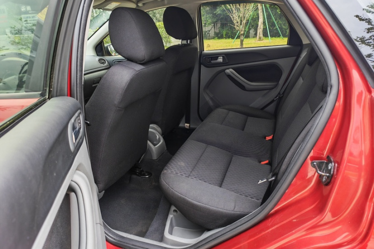 福特 福克斯 2012款 两厢经典 1.8L 自动基本型中控内饰7005